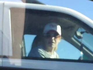 Sorpresa para una chica porno sub en castellano de tetas pequeñas