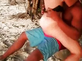 Nigga calvo lame el coño de su novia descargar videos hentai sub español