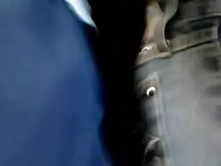 La linda Natasha habla frente a incesto subtitulado una webcam